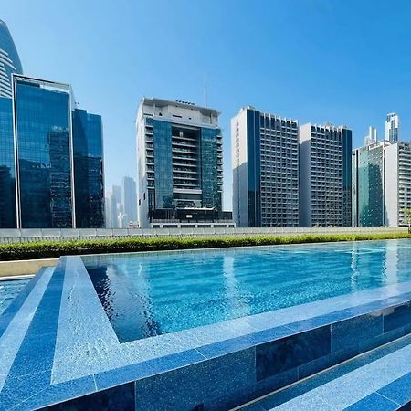 דובאי Vera Residences By Damac I 1Br Luxury Aparthotel מראה חיצוני תמונה